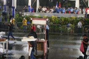 Desfile Policial En Fuerzas de Victorias desde la Avenida de Bolívar a Chávez