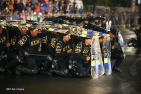 Desfile Policial En Fuerzas de Victorias desde la Avenida de Bolívar a Chávez