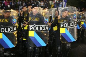 Desfile Policial En Fuerzas de Victorias desde la Avenida de Bolívar a Chávez