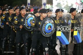 Desfile Policial En Fuerzas de Victorias desde la Avenida de Bolívar a Chávez