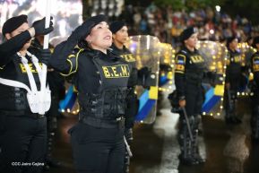Desfile Policial En Fuerzas de Victorias desde la Avenida de Bolívar a Chávez