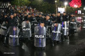 Desfile Policial En Fuerzas de Victorias desde la Avenida de Bolívar a Chávez