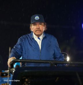 Desfile Policial En Fuerzas de Victorias desde la Avenida de Bolívar a Chávez