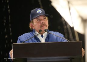Desfile Policial En Fuerzas de Victorias desde la Avenida de Bolívar a Chávez