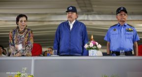 Desfile Policial En Fuerzas de Victorias desde la Avenida de Bolívar a Chávez