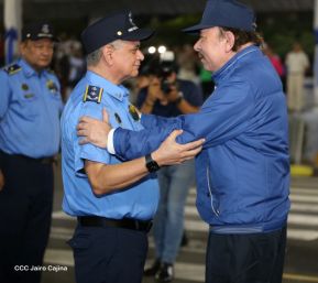 Desfile Policial En Fuerzas de Victorias desde la Avenida de Bolívar a Chávez