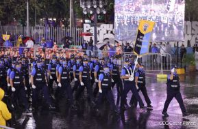 Desfile Policial En Fuerzas de Victorias desde la Avenida de Bolívar a Chávez
