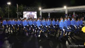 Desfile Policial En Fuerzas de Victorias desde la Avenida de Bolívar a Chávez