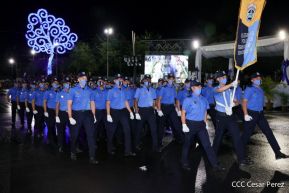 Desfile Policial En Fuerzas de Victorias desde la Avenida de Bolívar a Chávez