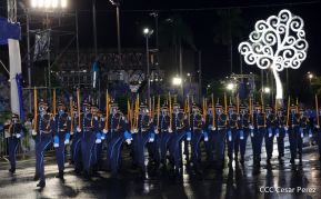 Desfile Policial En Fuerzas de Victorias desde la Avenida de Bolívar a Chávez