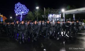 Desfile Policial En Fuerzas de Victorias desde la Avenida de Bolívar a Chávez