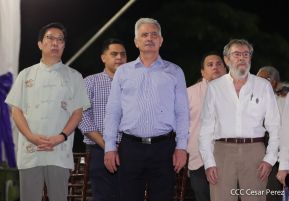 Desfile Policial En Fuerzas de Victorias desde la Avenida de Bolívar a Chávez