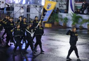 Desfile Policial En Fuerzas de Victorias desde la Avenida de Bolívar a Chávez