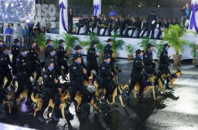 Desfile Policial En Fuerzas de Victorias desde la Avenida de Bolívar a Chávez