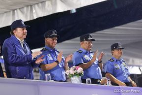 Desfile Policial En Fuerzas de Victorias desde la Avenida de Bolívar a Chávez