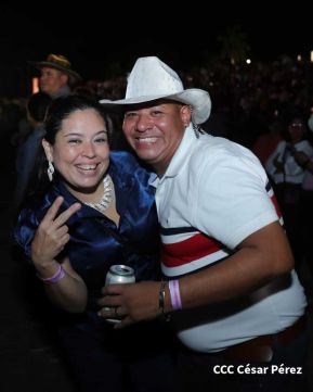 Nicaragua disfrutó los mejores éxitos de Bronco