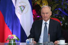 Comandante Daniel y Compañera Rosario en encuentro con el  General Nikolai Patrushev
