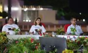 Acto en celebración acto de la entrega de buses de China a transportistas de Managua
