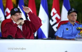 Desfile "La Paz Somos Todos" en saludo al 45 aniversario de fundación del Ministerio del Interior y la Policía Nacional