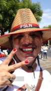 Familias nicaragüenses caminan como Pueblo Victorioso, Pueblo que Vence
