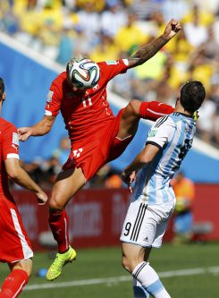 Argentina vence a Suiza y pasa a cuartos de final