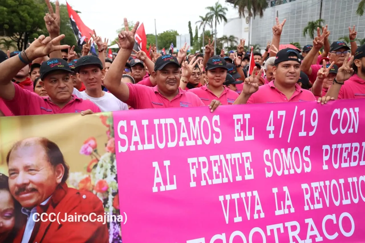 Militancia sandinista protagoniza caminata en homenaje al 47/19 en Managua