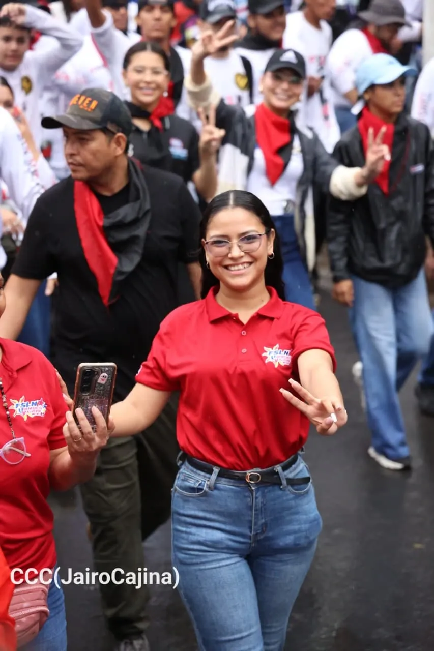 Militancia sandinista protagoniza caminata en homenaje al 47/19 en Managua