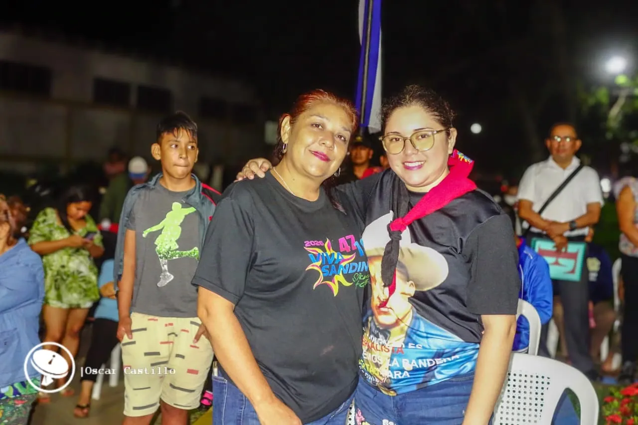 Familias protagonizan vigilias por el 47.° aniversario de la Revolución