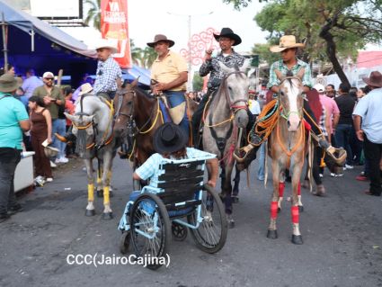 Desfile Hípico Managua 2026