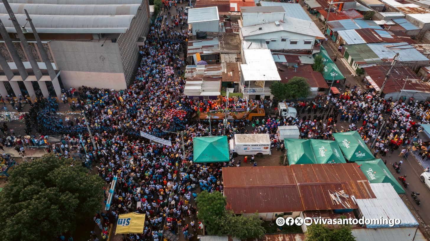 Santo Domingo de Guzmán regresa a su morada en Las Sierritas