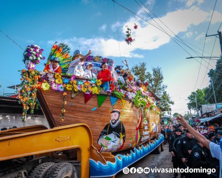 Santo Domingo de Guzmán regresa a su morada en Las Sierritas