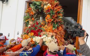 Santo Domingo de Guzmán regresa a su morada en Las Sierritas