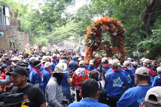 Santo Domingo de Guzmán regresa a su morada en Las Sierritas