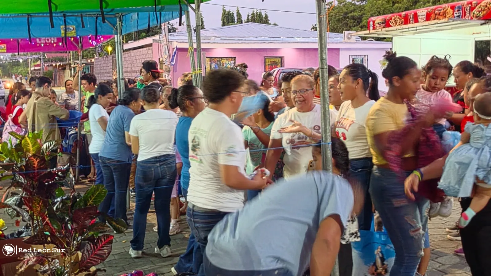 "Gritería Chiquita" en honor a la Asunción de María 