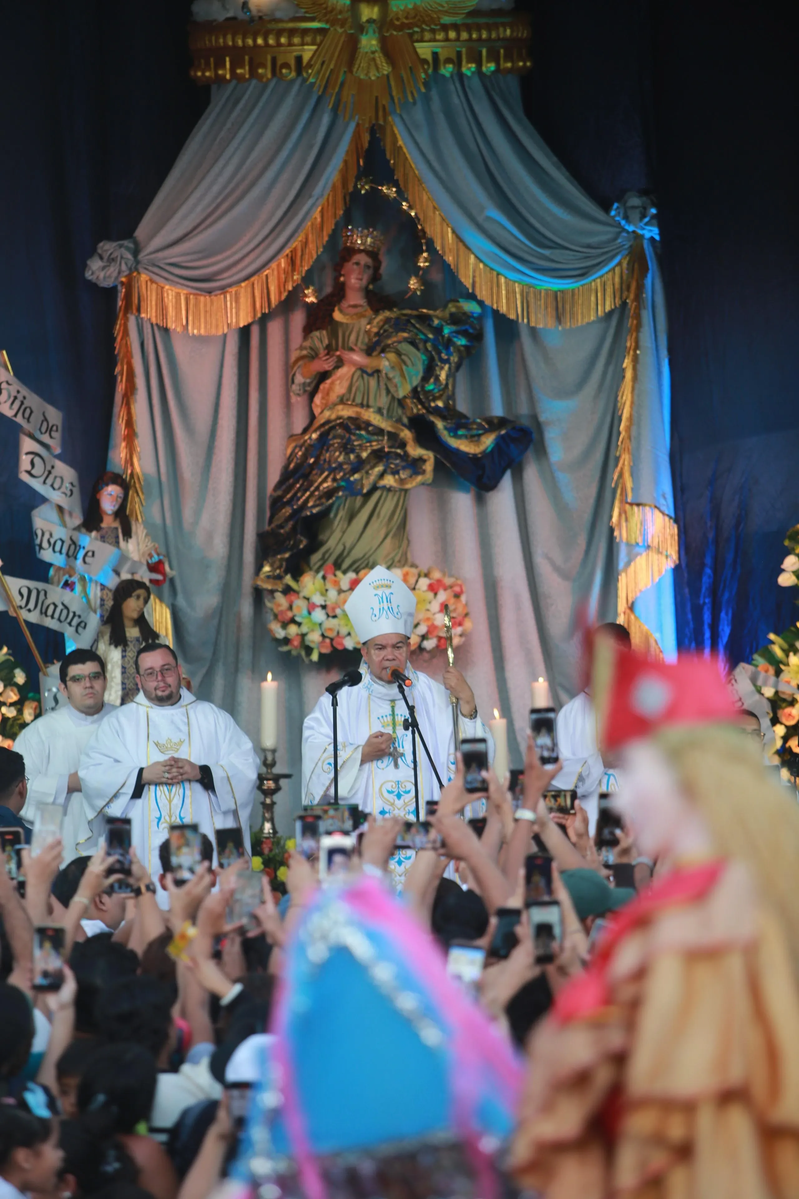"Gritería Chiquita" en honor a la Asunción de María 