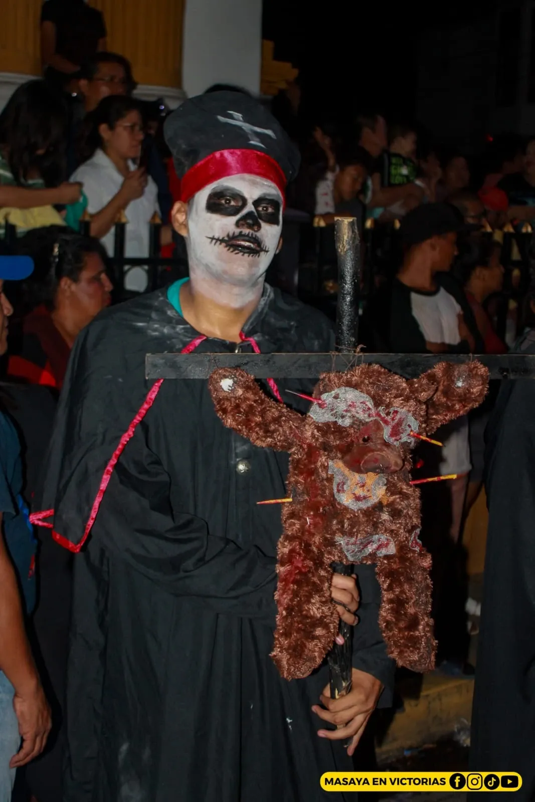 Los Agüizotes recorren Masaya en una noche de cultura y tradición