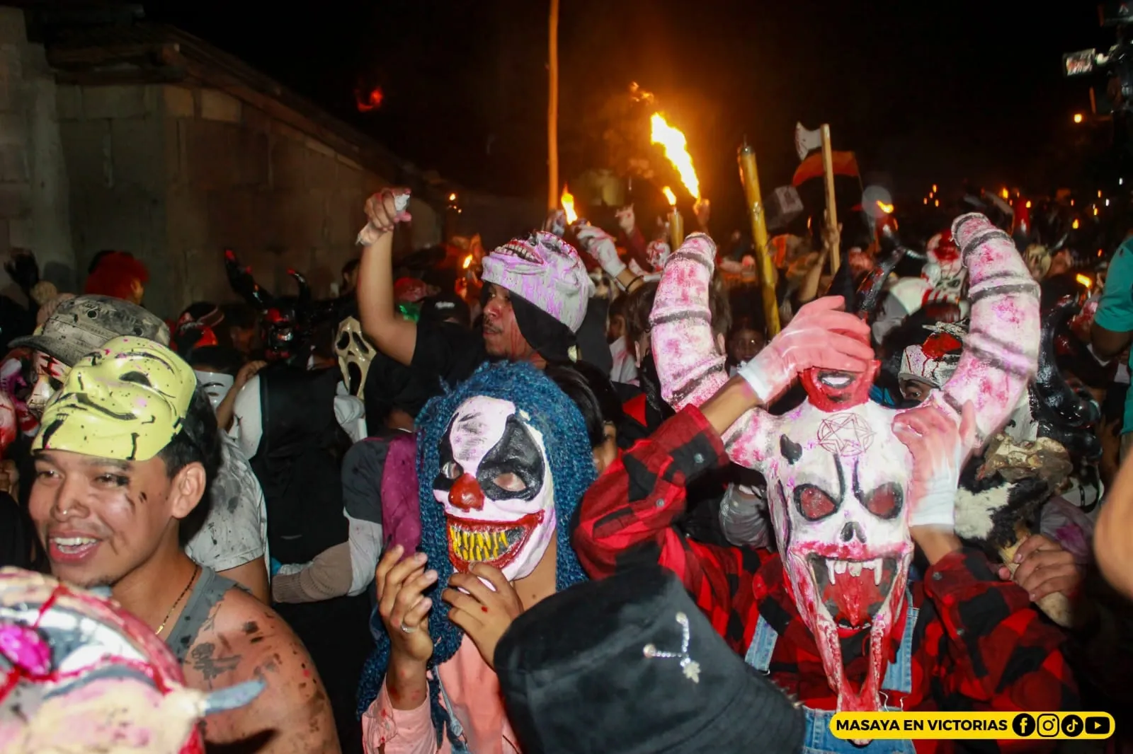 Los Agüizotes recorren Masaya en una noche de cultura y tradición