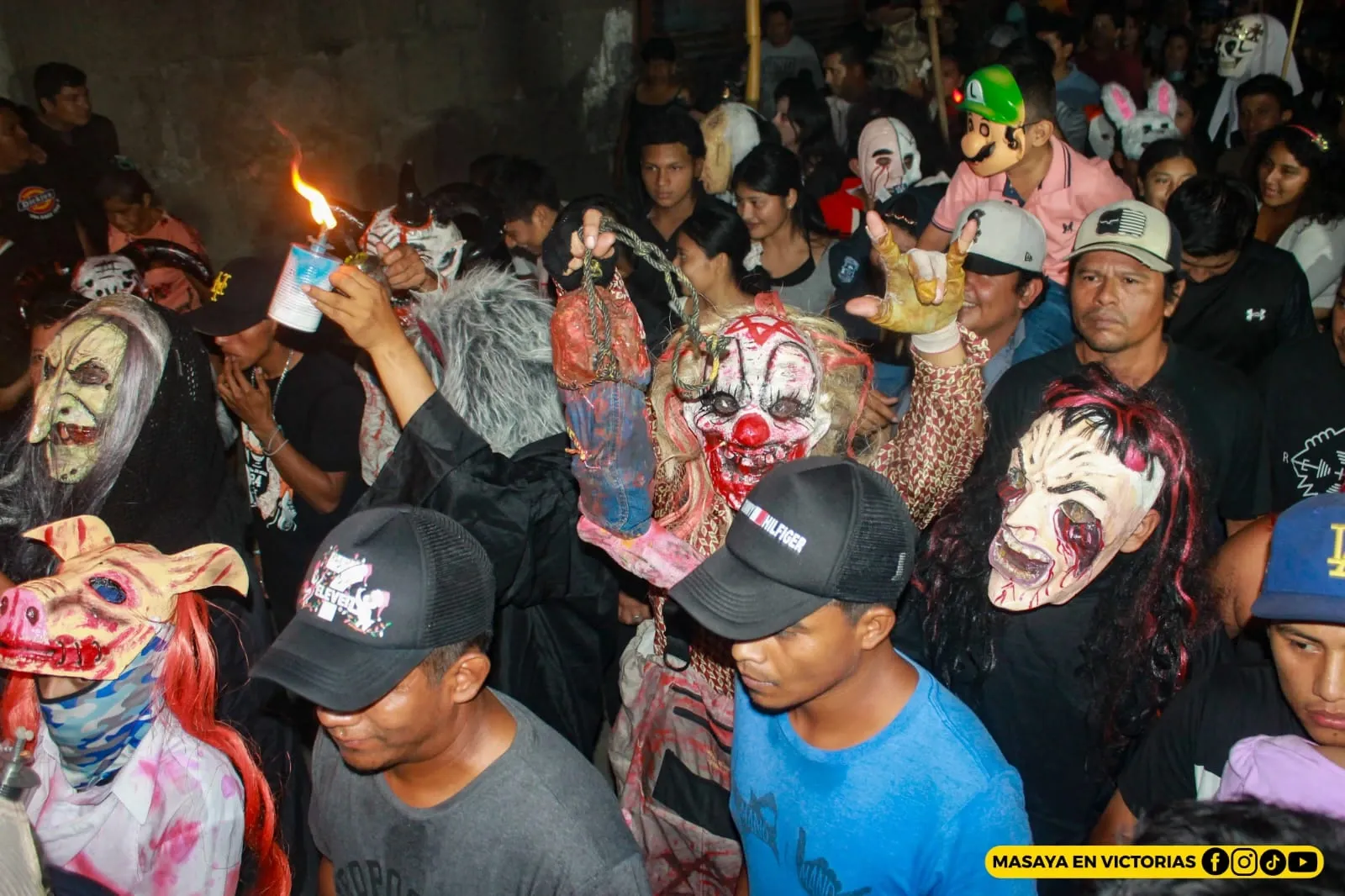 Los Agüizotes recorren Masaya en una noche de cultura y tradición