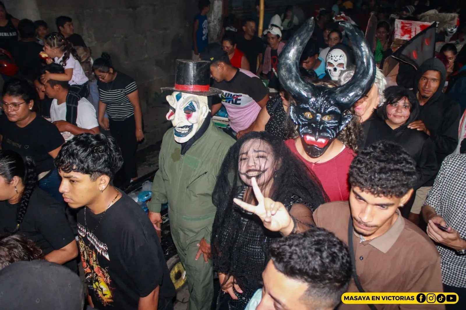 Los Agüizotes recorren Masaya en una noche de cultura y tradición