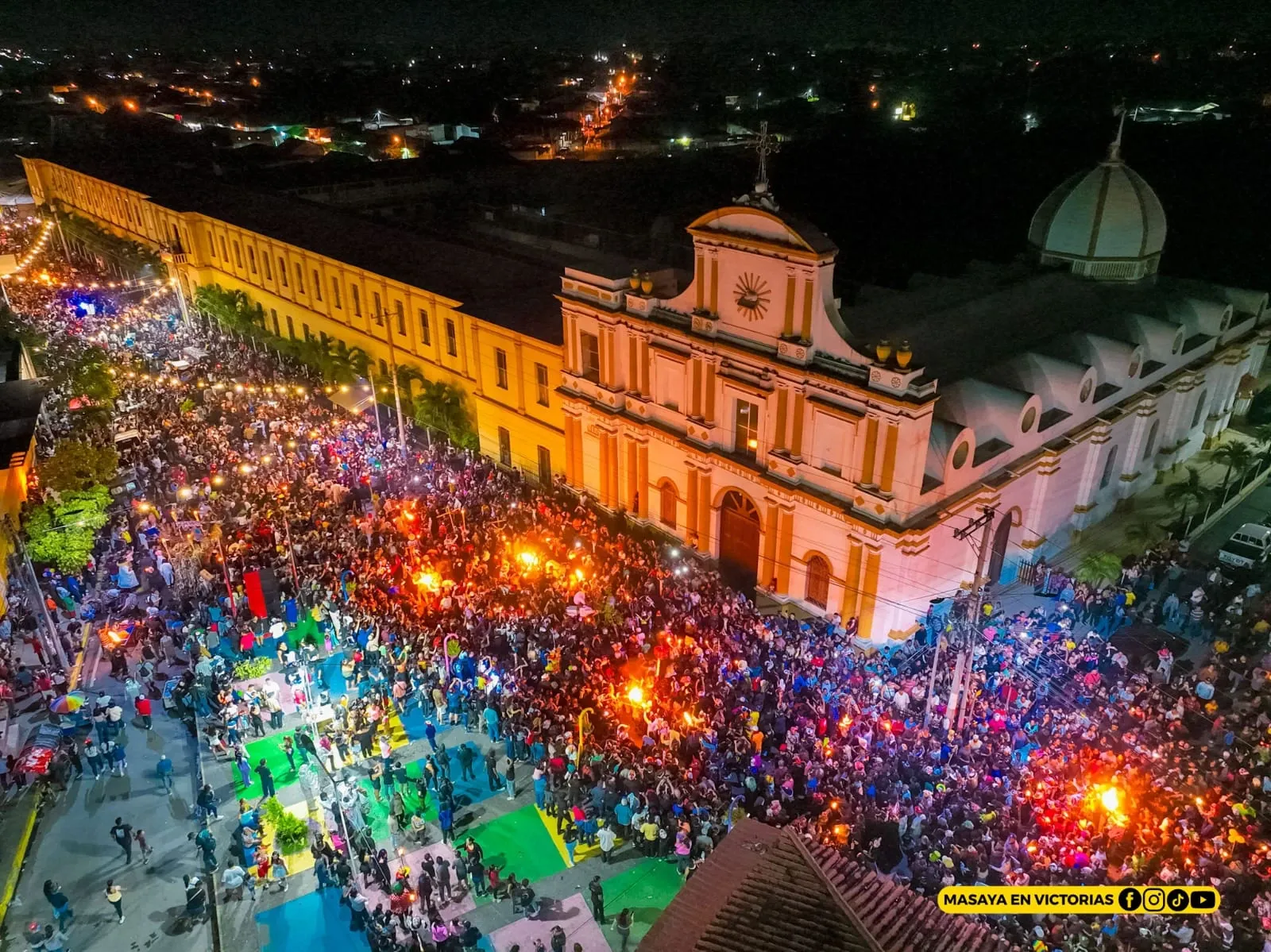 Los Agüizotes recorren Masaya en una noche de cultura y tradición