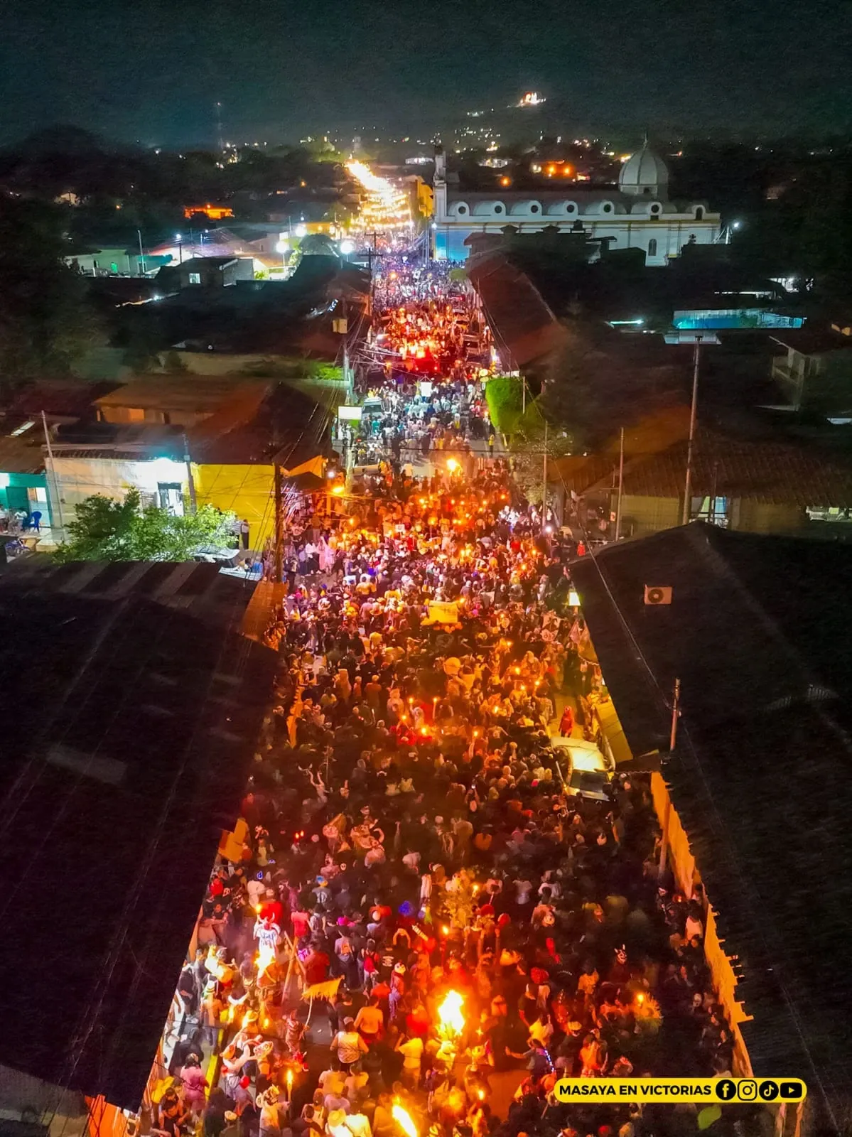 Los Agüizotes recorren Masaya en una noche de cultura y tradición