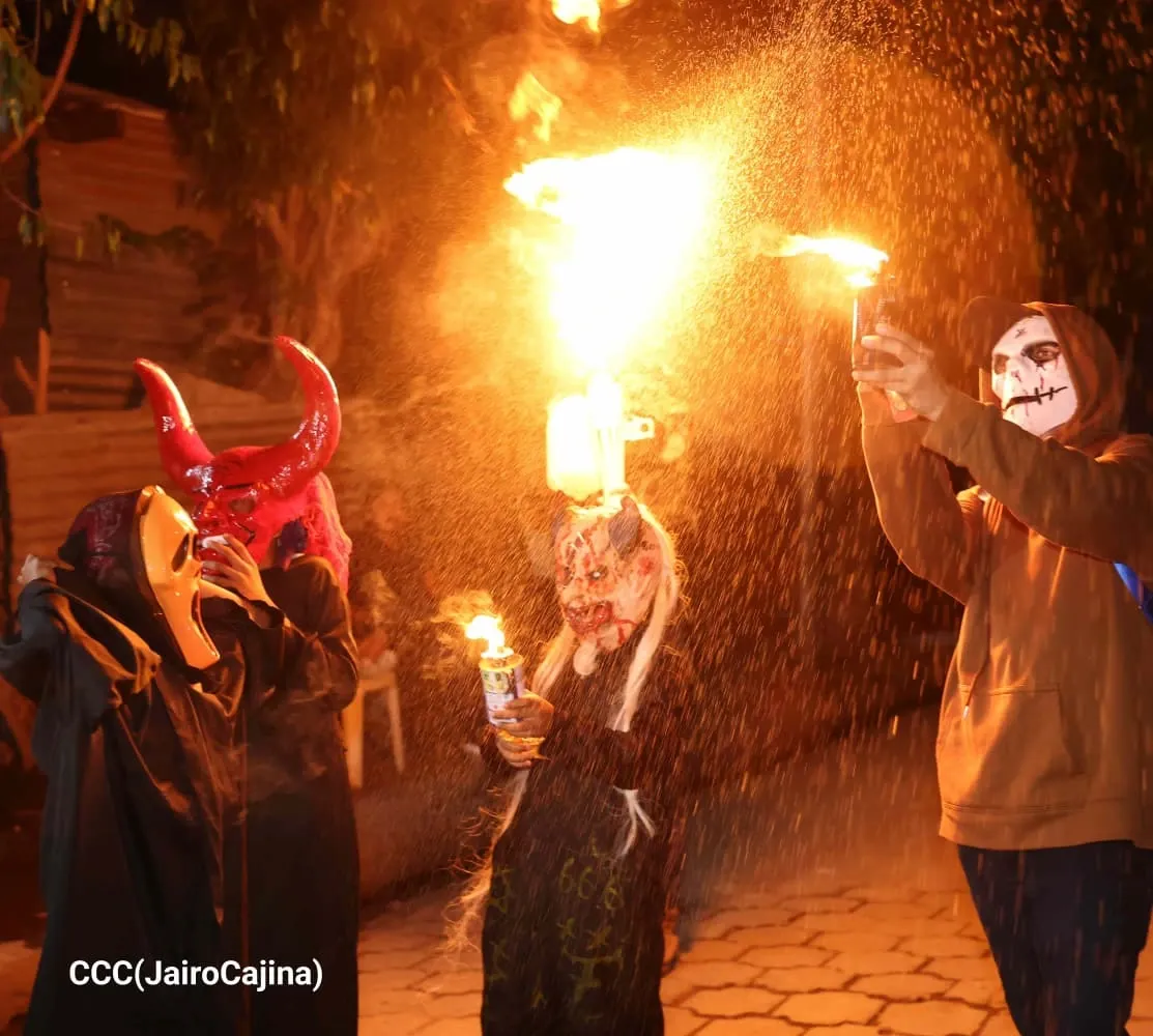 Los Agüizotes recorren Masaya en una noche de cultura y tradición