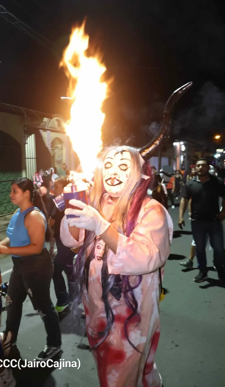 Los Agüizotes recorren Masaya en una noche de cultura y tradición