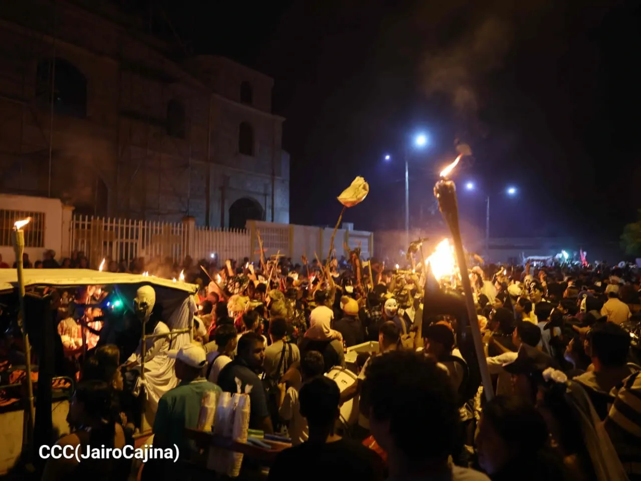 Los Agüizotes recorren Masaya en una noche de cultura y tradición