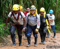Continúan labores de búsqueda de mineros