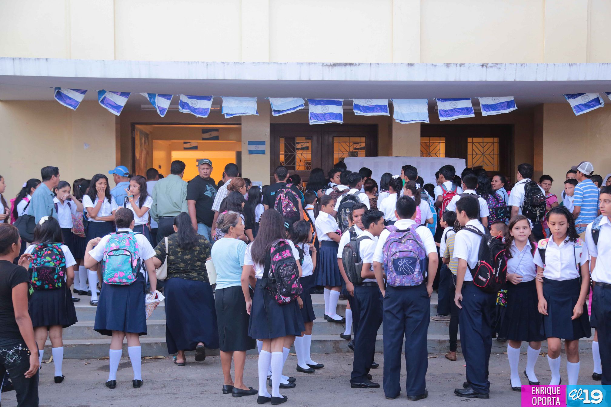Inicio Año Escolar 2015 en Instituto Rigoberto López Pérez