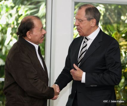 Presidente Daniel y Compañera Rosario sostienen encuentro con Canciller de la Federación de Rusia