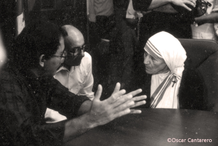 Comandante Daniel Ortega y Madre Teresa de Calcuta