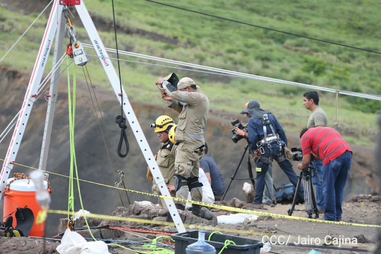 Sam Cossman concluye primer descenso a la Zona Cero del Volc&aacute;n Masaya