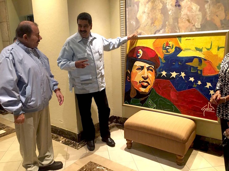 Daniel y Rosario sostienen encuentro con el Presidente Nicolás Maduro